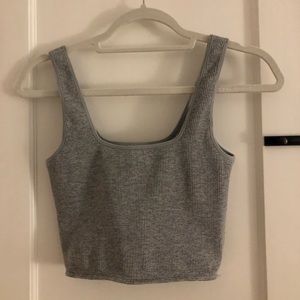 Gray cropped tank